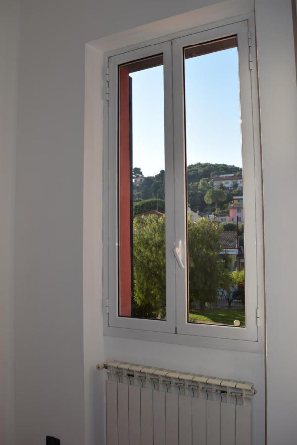 Casa Ligure Ristrutturata 80M2 Diano Marina Eksteriør bilde